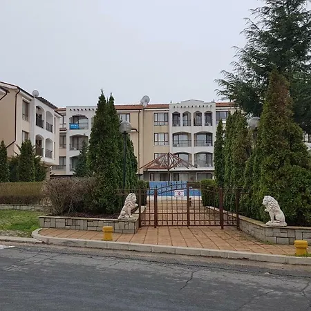 아파트 Private In Paradise Bay 소조폴